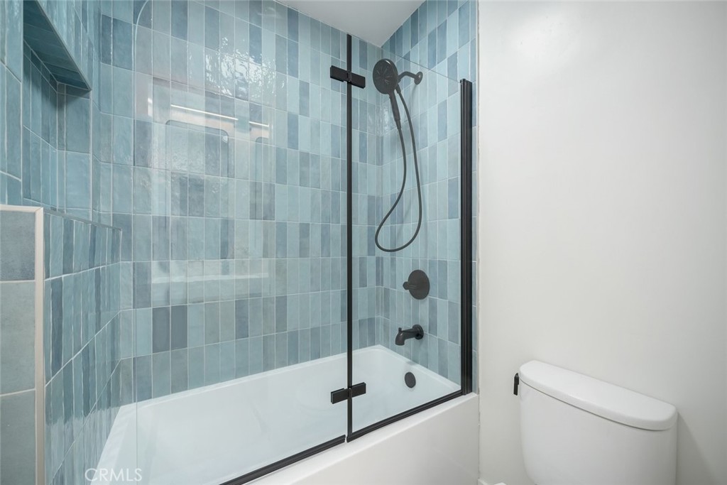 1304 Sydney Property Photo 36