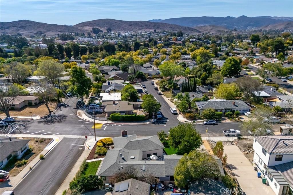 1304 Sydney Property Photo 44