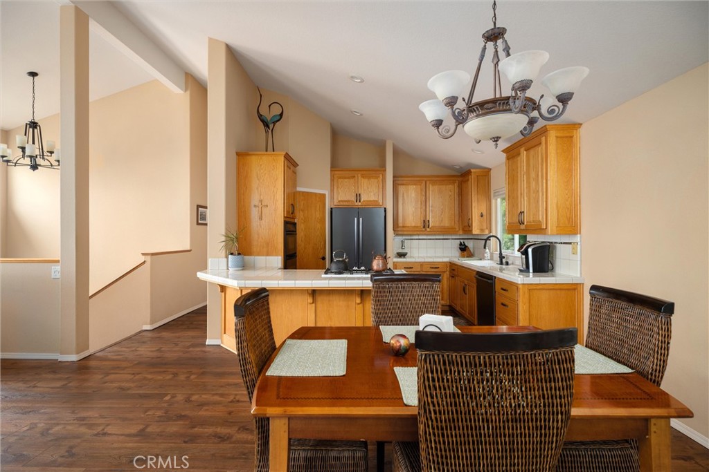 1770 Astor Property Photo 8