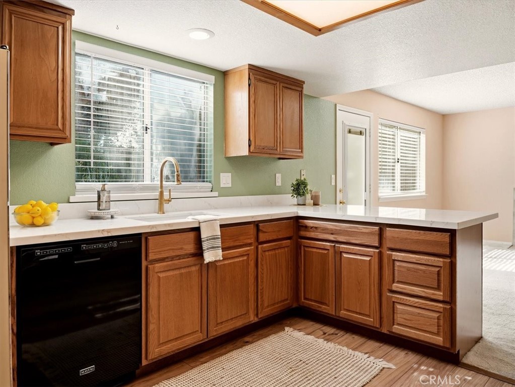 900 Calvert Property Photo 10