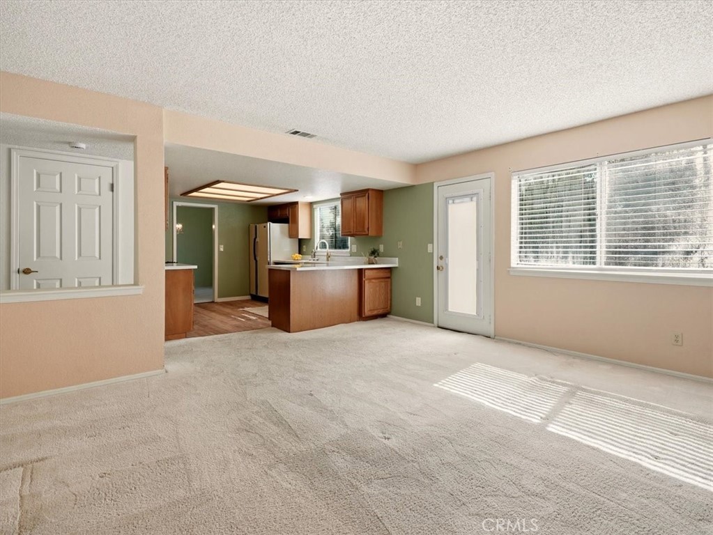 900 Calvert Property Photo 16