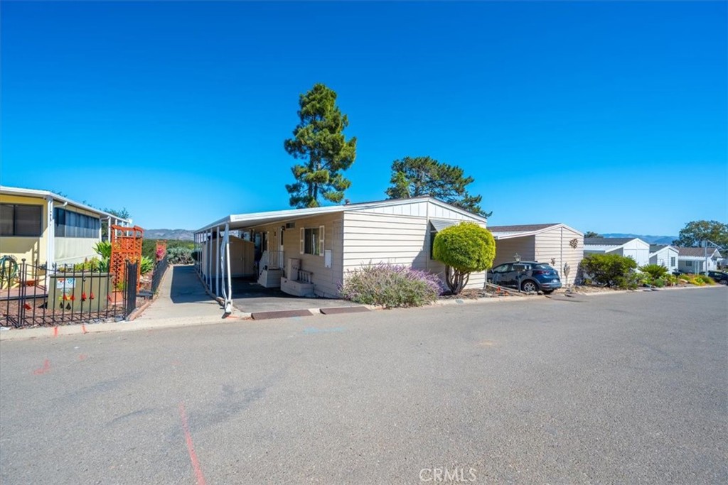 1675 Los Osos Valley Road 164 Property Photo 1