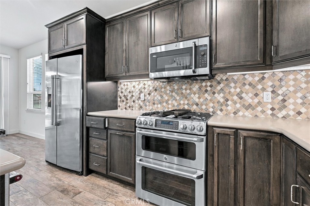 1164 Spring Azure Property Photo 5