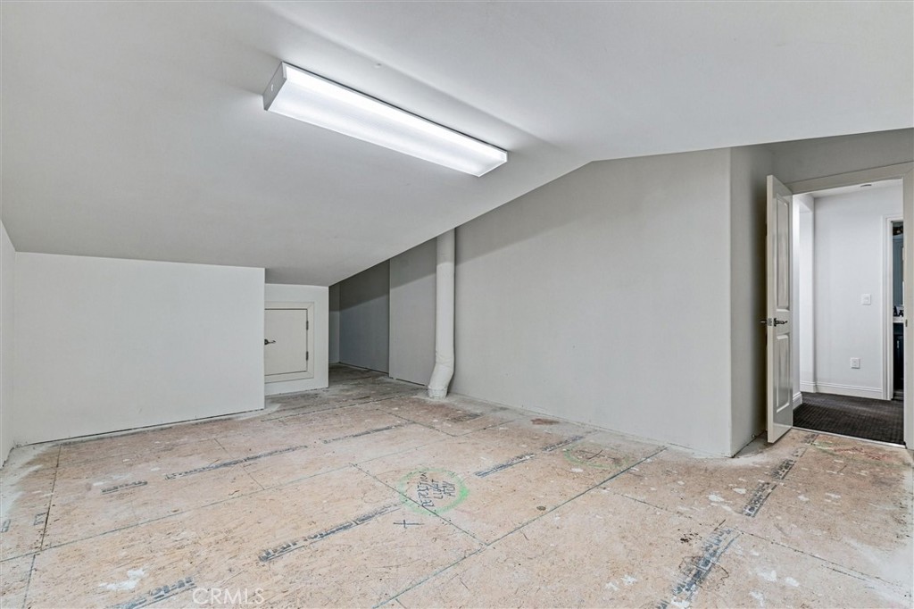 1164 Spring Azure Property Photo 51