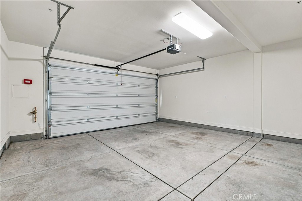 1164 Spring Azure Property Photo 53