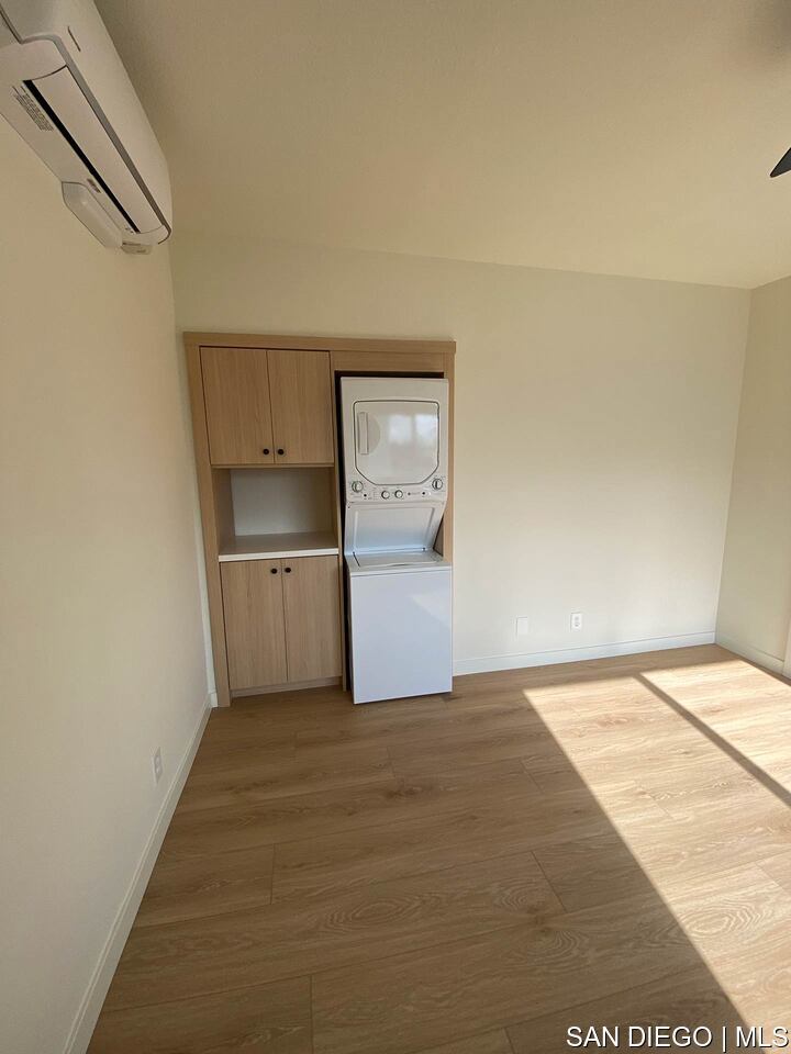 4455 Illinois St D Property Photo 8