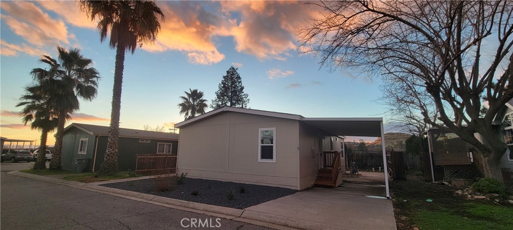 2920 Clark K-17 Property Photo 1