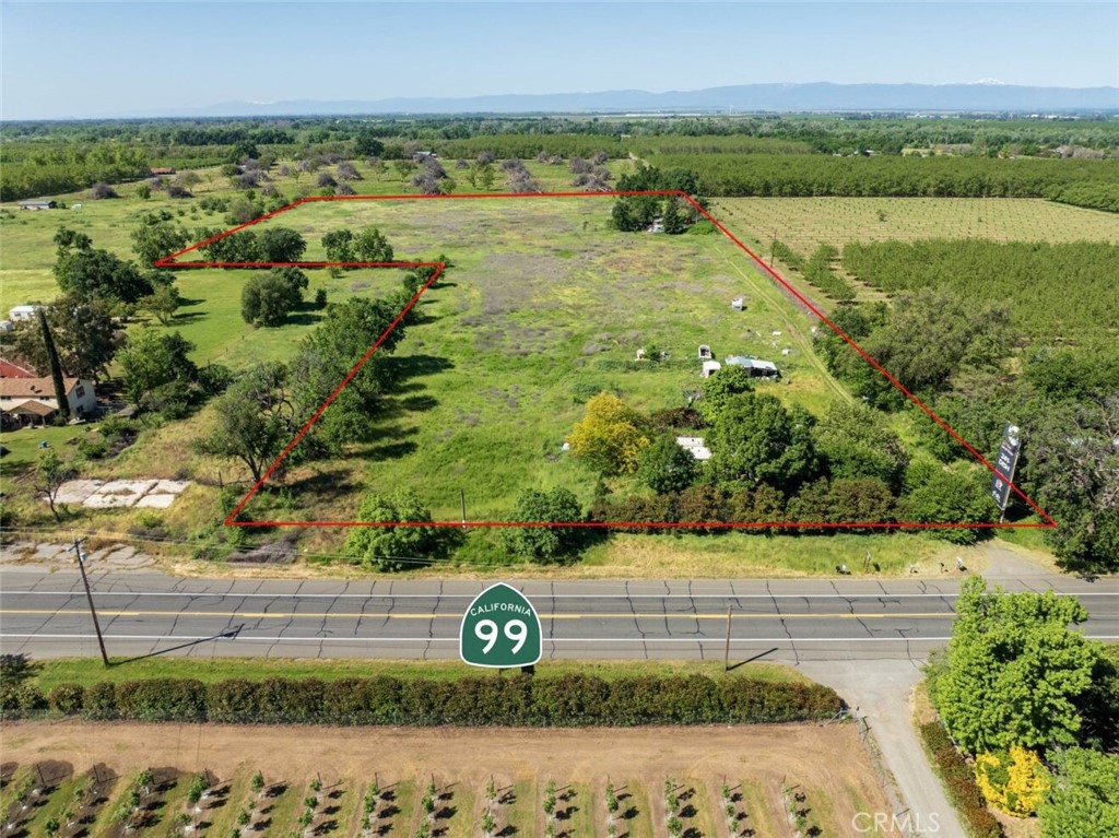 11775 State Highway 99e Property Photo 1