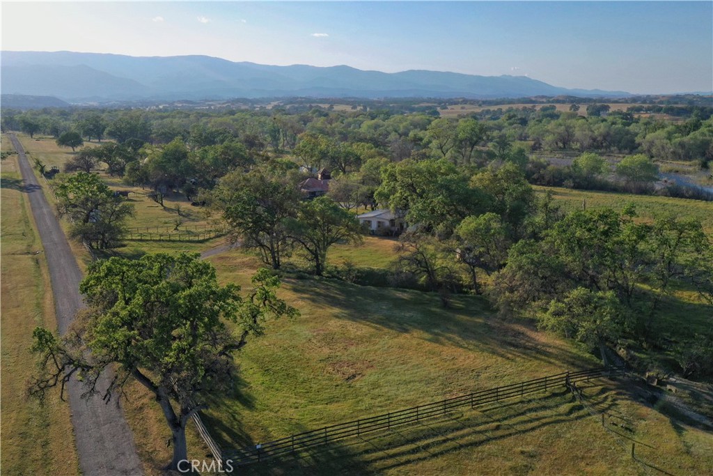 15385 Weston Road Property Photo 2