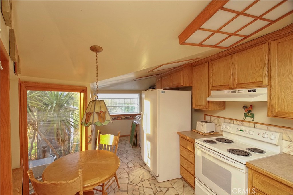 15385 Weston Road Property Photo 9