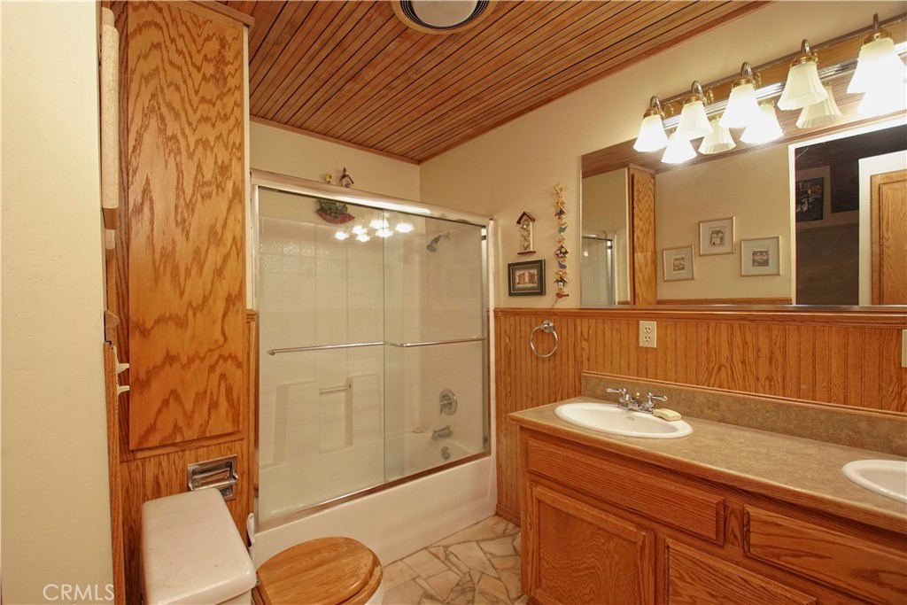 15385 Weston Road Property Photo 14