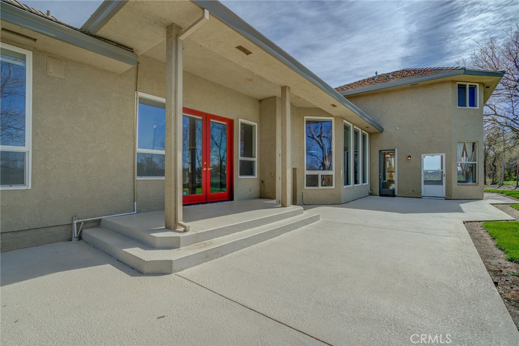 6725 State Highway 99e Property Photo 7