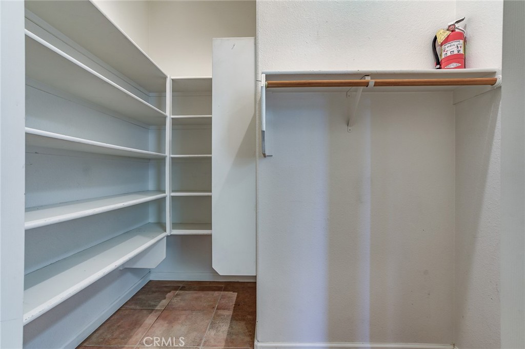 6725 State Highway 99e Property Photo 20