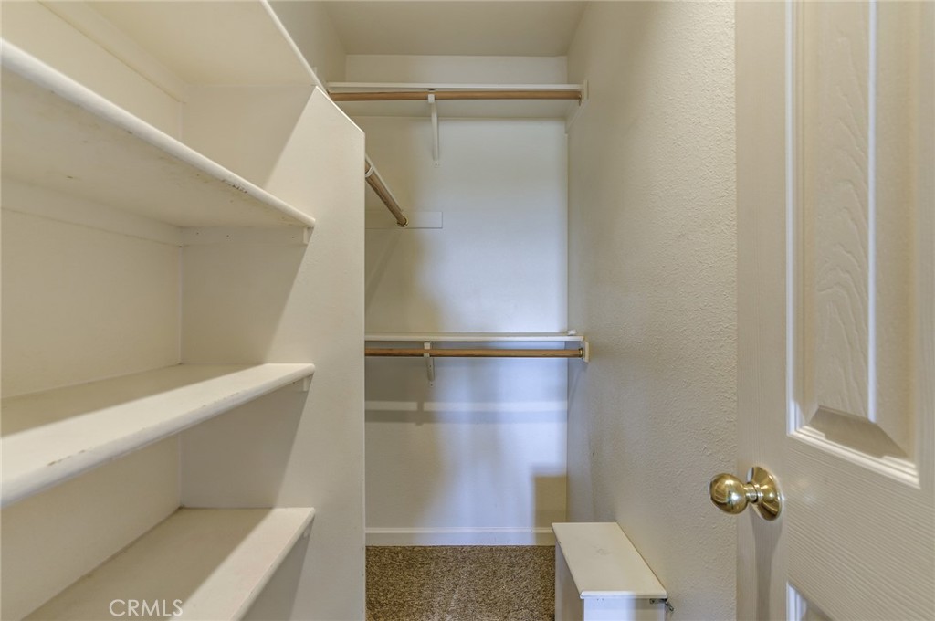 6725 State Highway 99e Property Photo 33