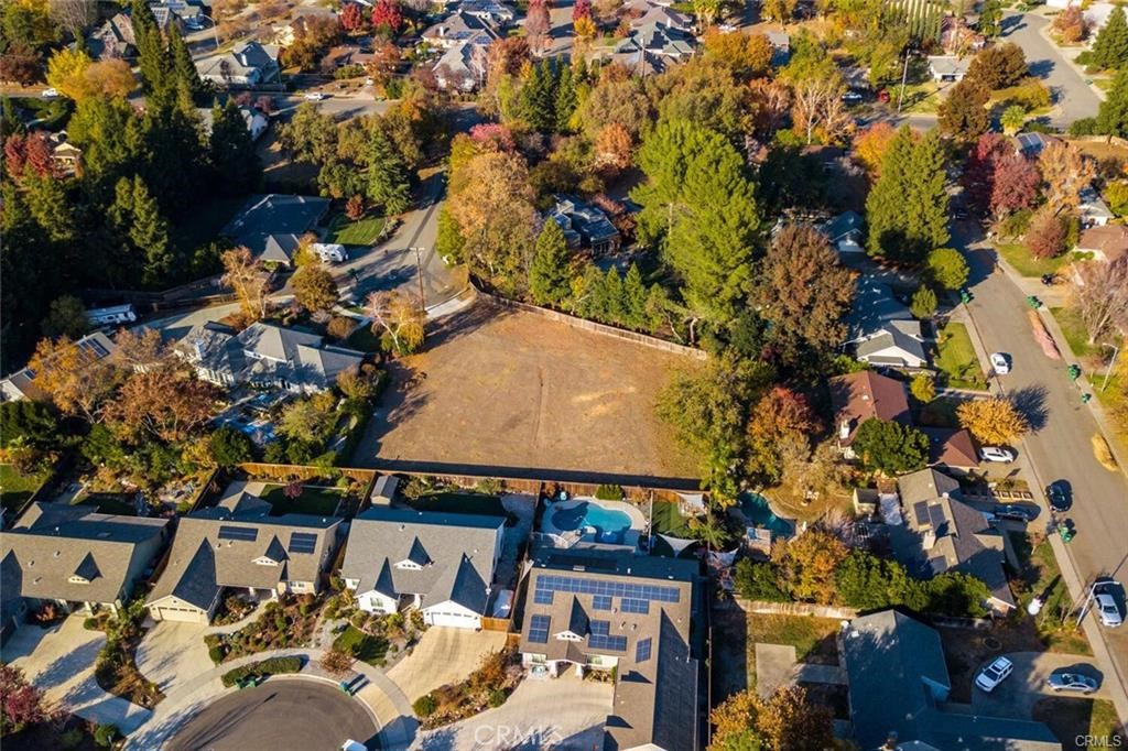 1 Four Acre Court Property Photo 3