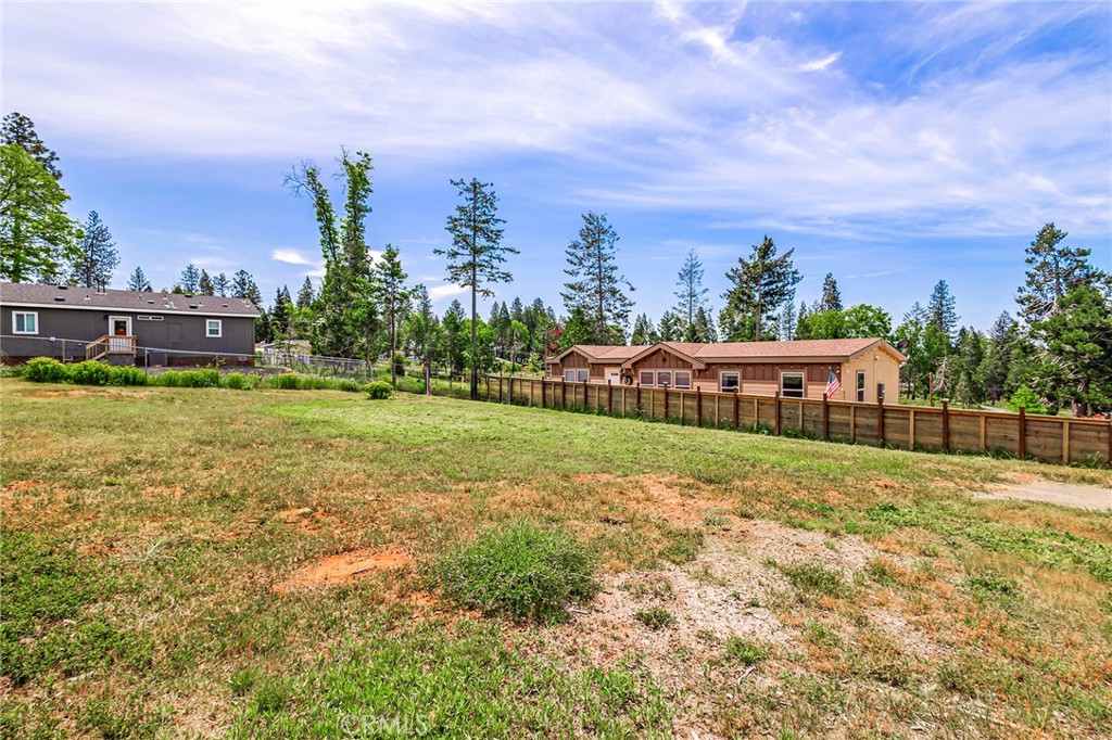 6484 Loyola Court Property Photo 13
