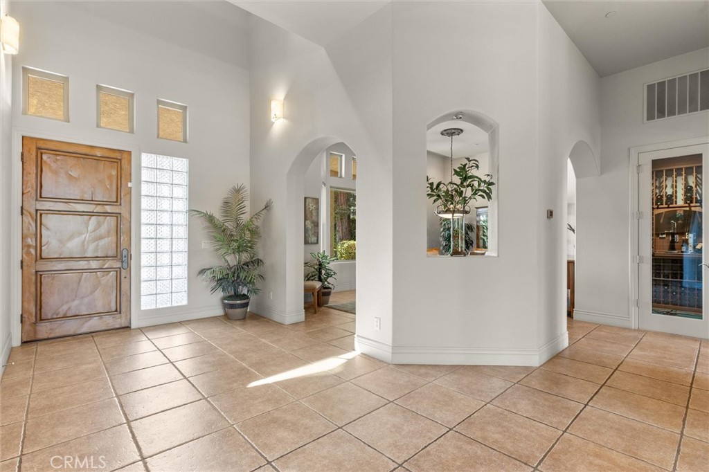 10000 Fimple Road Property Photo 6