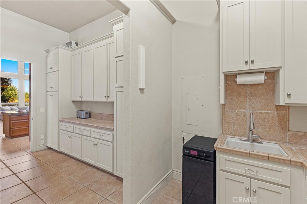 10000 Fimple Road Property Photo 35