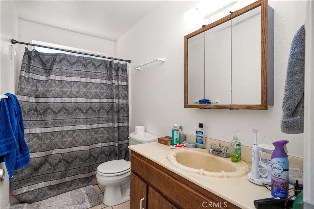 9803 Cohasset Road Property Photo 15