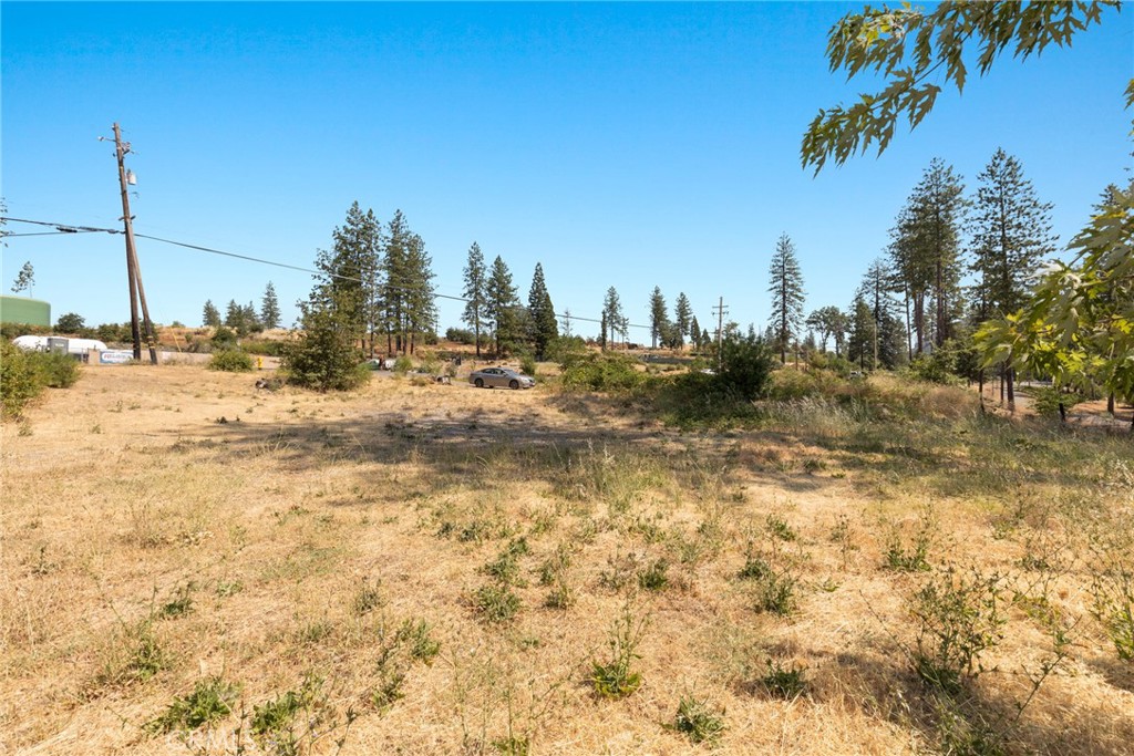 9268 Skyway Property Photo 9