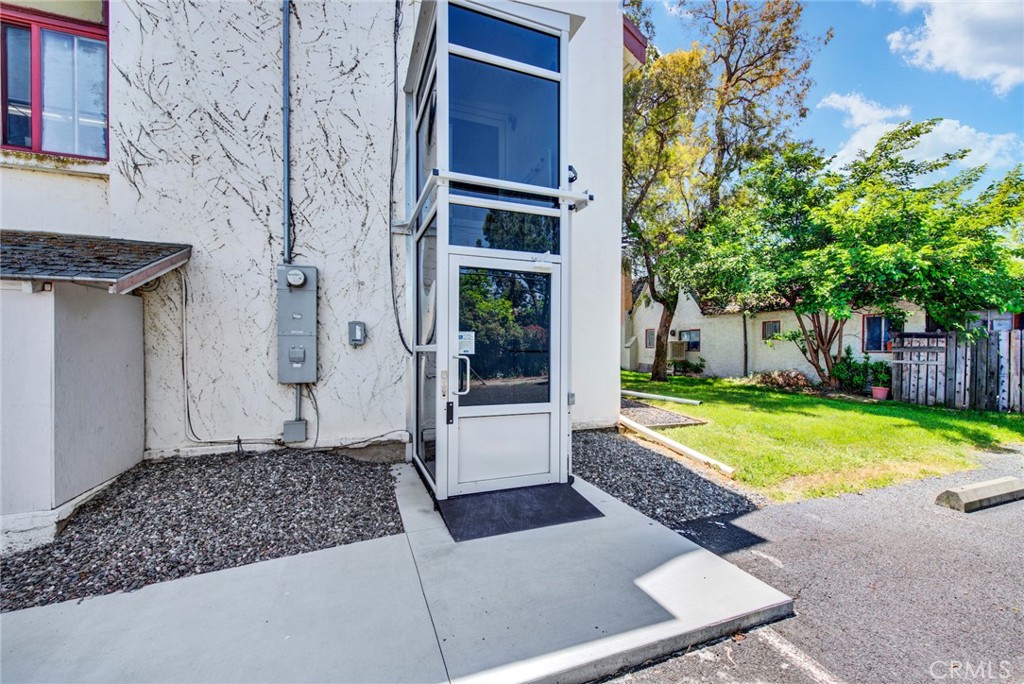 618 4th Property Photo 5