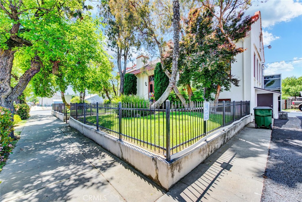 618 4th Property Photo 15