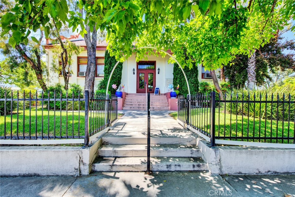618 4th Property Photo 16