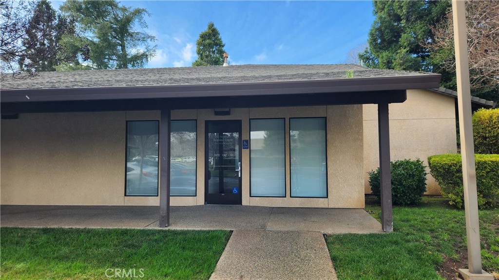 1367 E Lassen Avenue 1b Property Photo 18