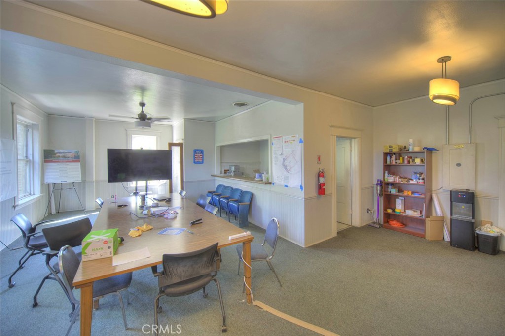 105 Broadway Street Property Photo 36