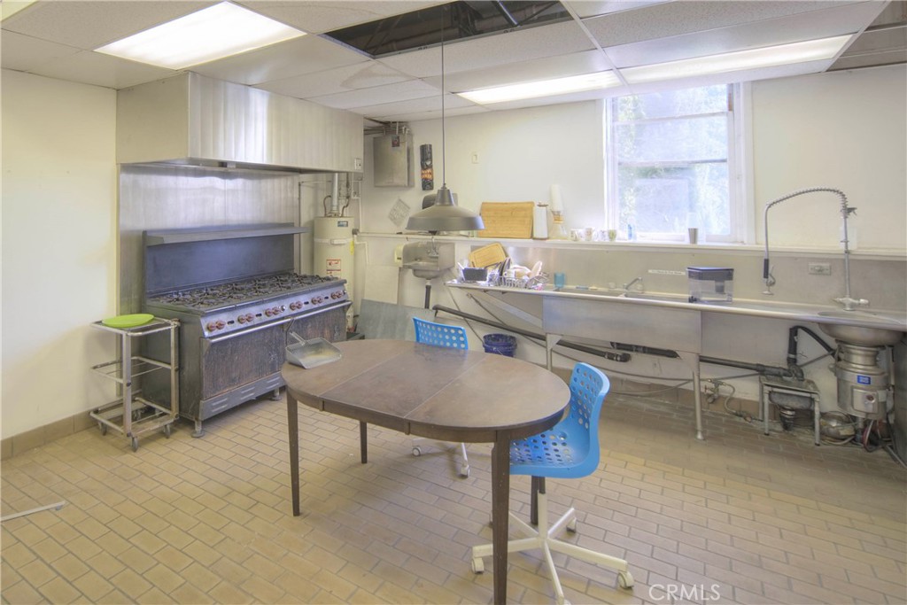 105 Broadway Street Property Photo 45