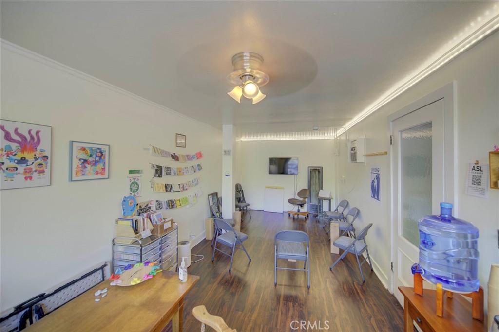 105 Broadway Street Property Photo 46