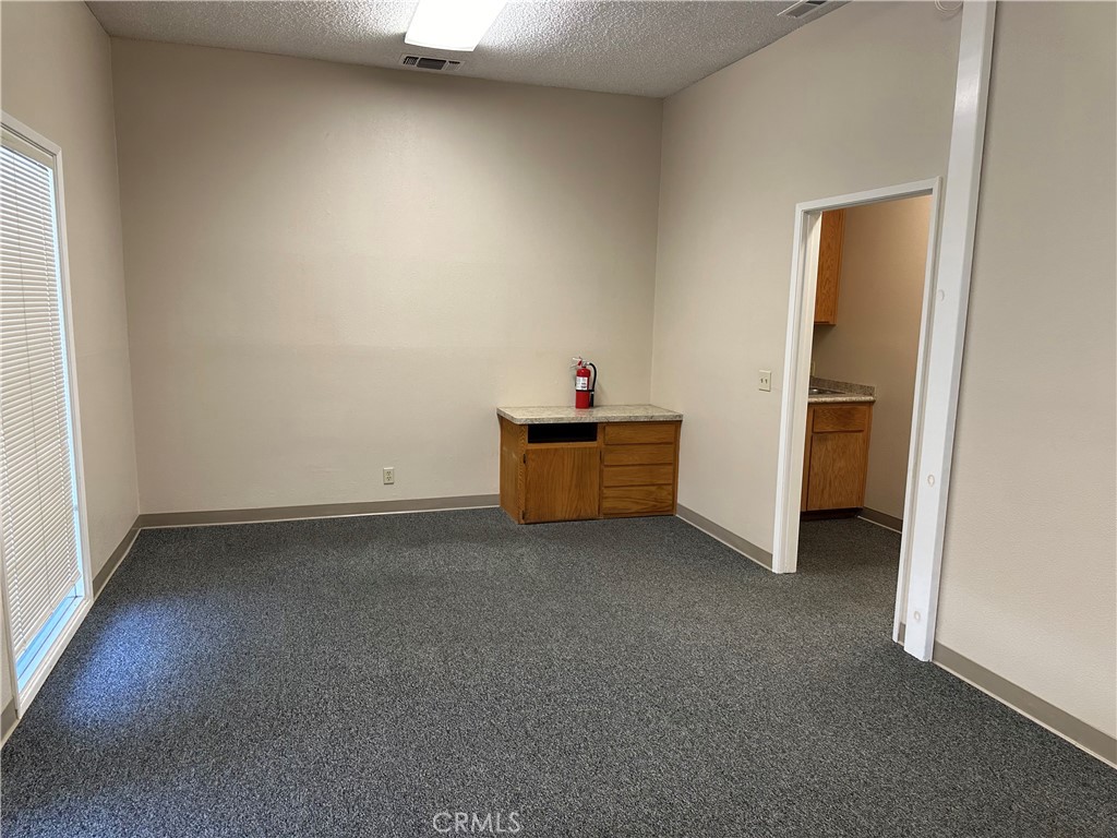 676 E 1st Avenue 10 Property Photo 8