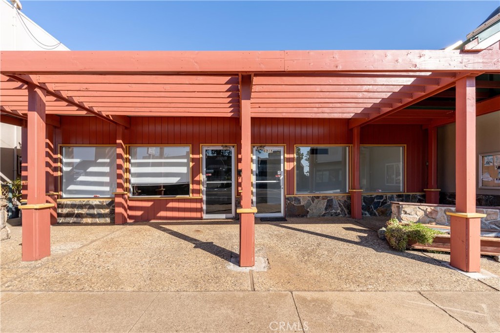 6268 Skyway Property Photo 2