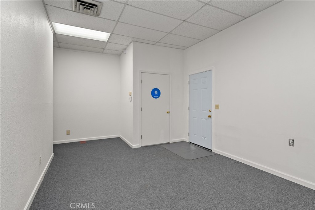 6268 Skyway Property Photo 9