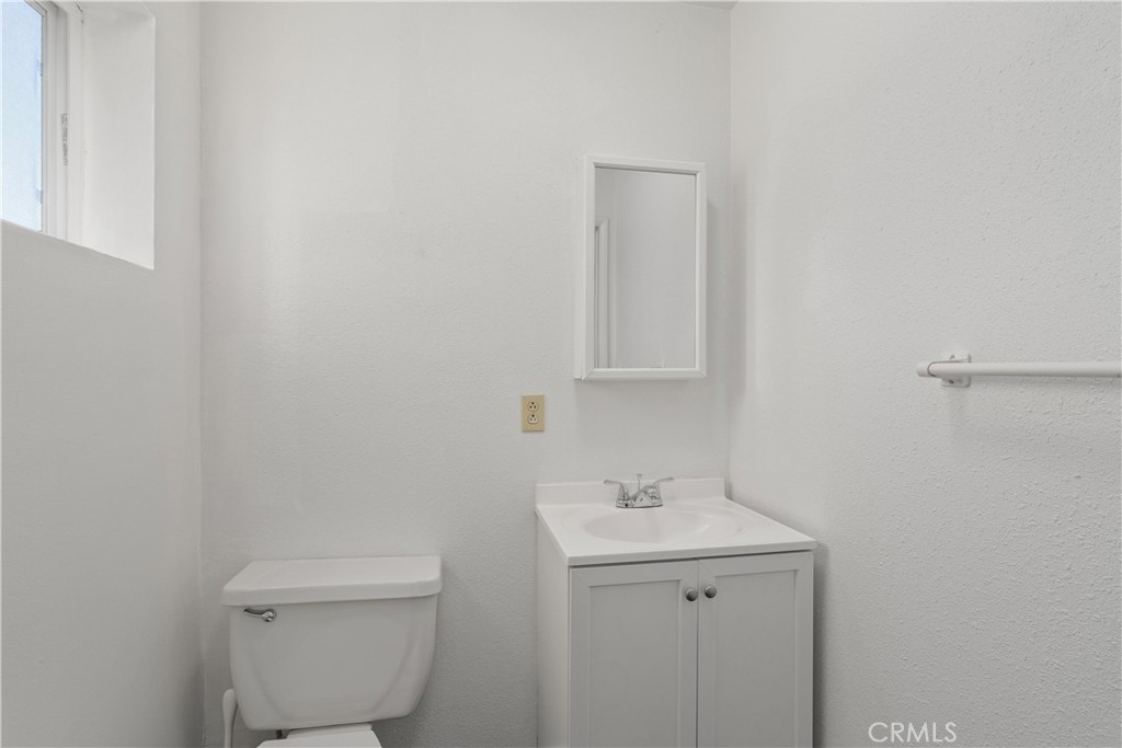 6268 Skyway Property Photo 17