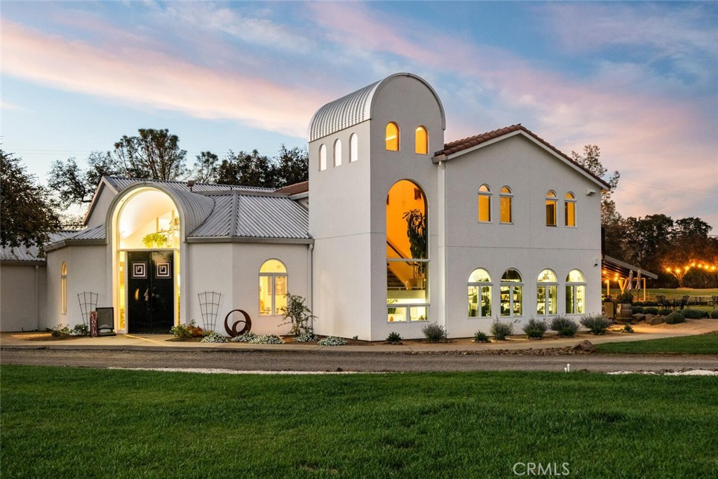 6237 Cohasset Road Property Photo 1