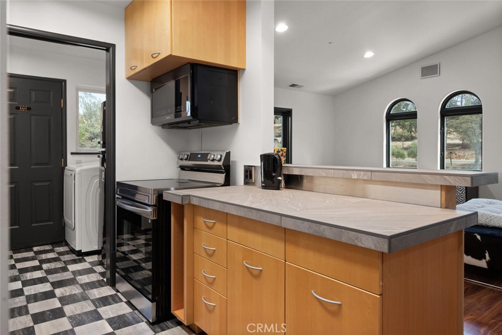 6237 Cohasset Road Property Photo 46