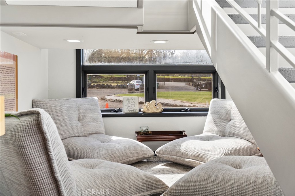 6237 Cohasset Road Property Photo 34