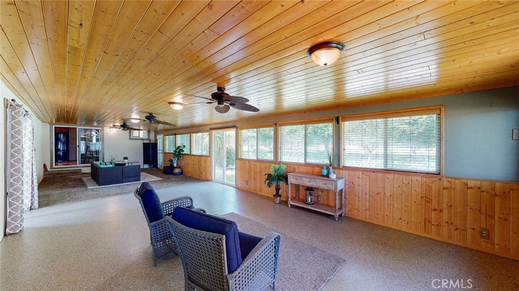 565 5th Avenue Property Photo 8