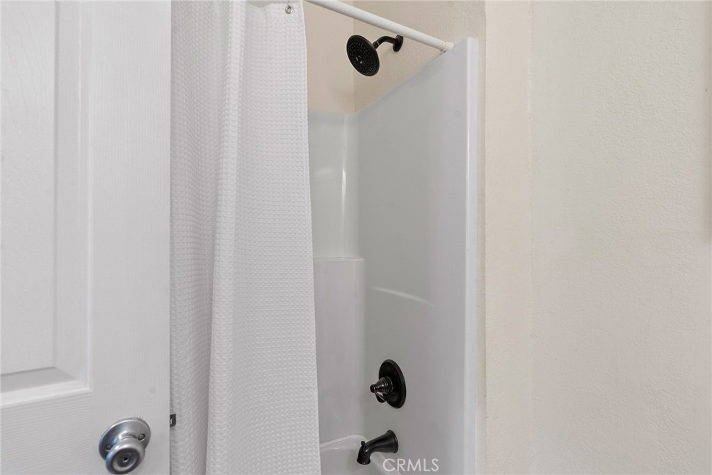 22 Oak Park Way Property Photo 21