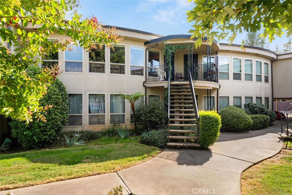 30 Plaza Way 7 Property Photo 1