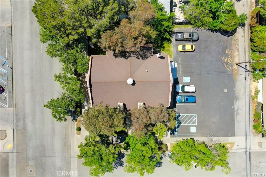618 4th Property Photo 2