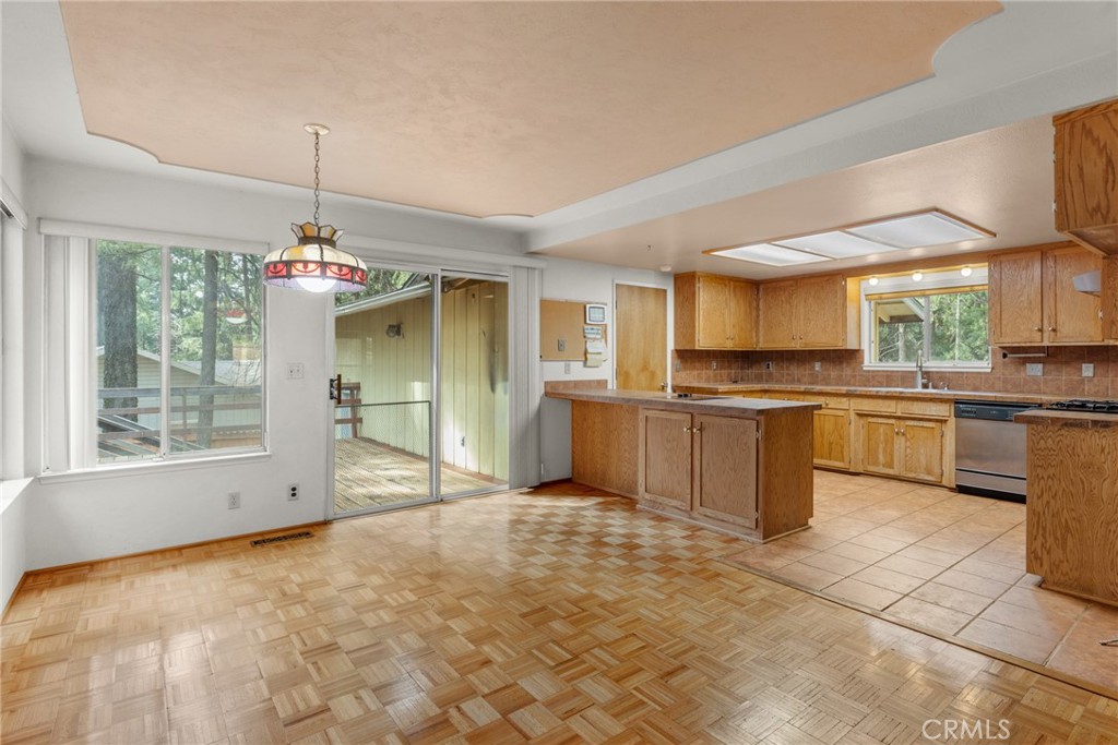 6032 Tiffin Court Property Photo 7