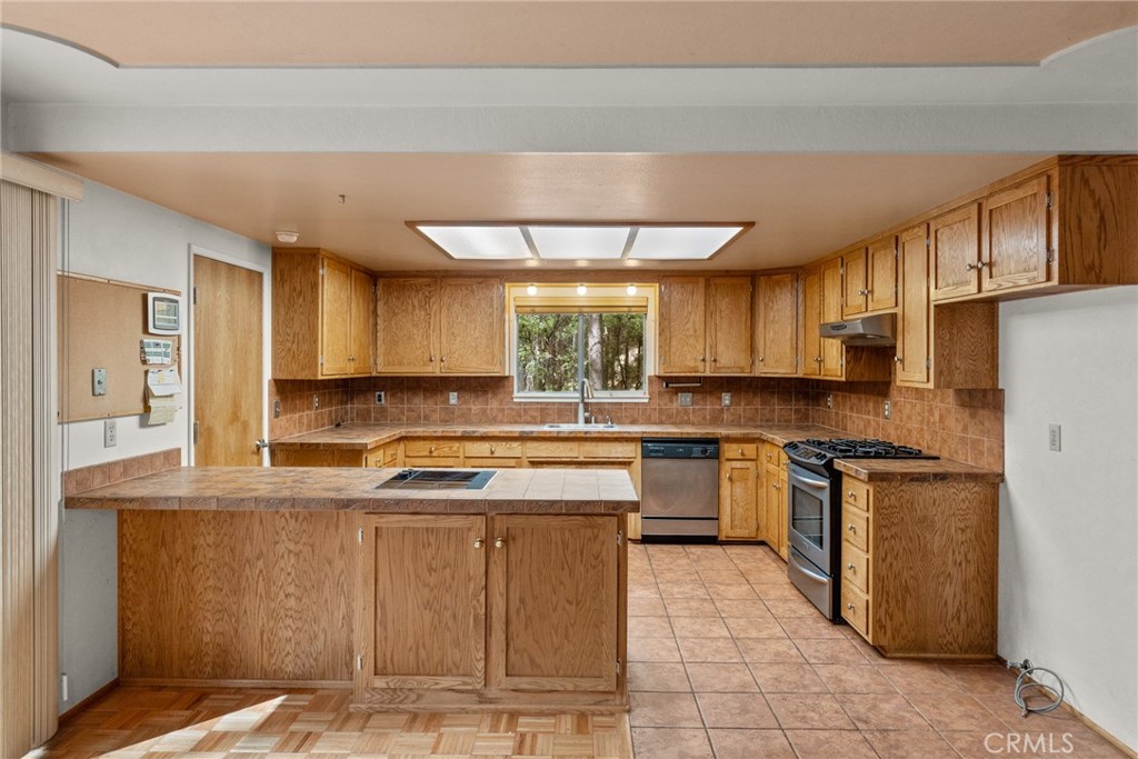 6032 Tiffin Court Property Photo 8