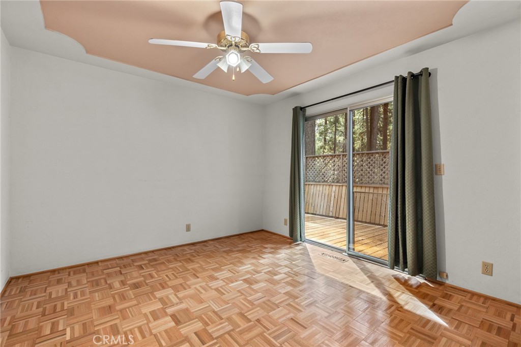 6032 Tiffin Court Property Photo 11