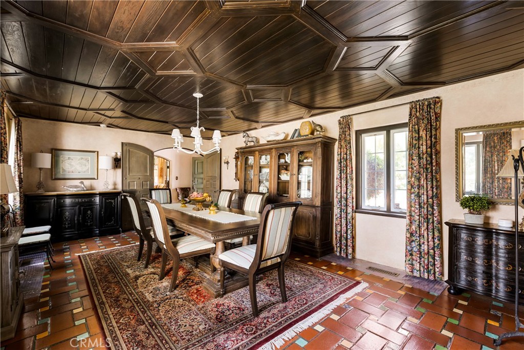 1582 Ca-45 Property Photo 14