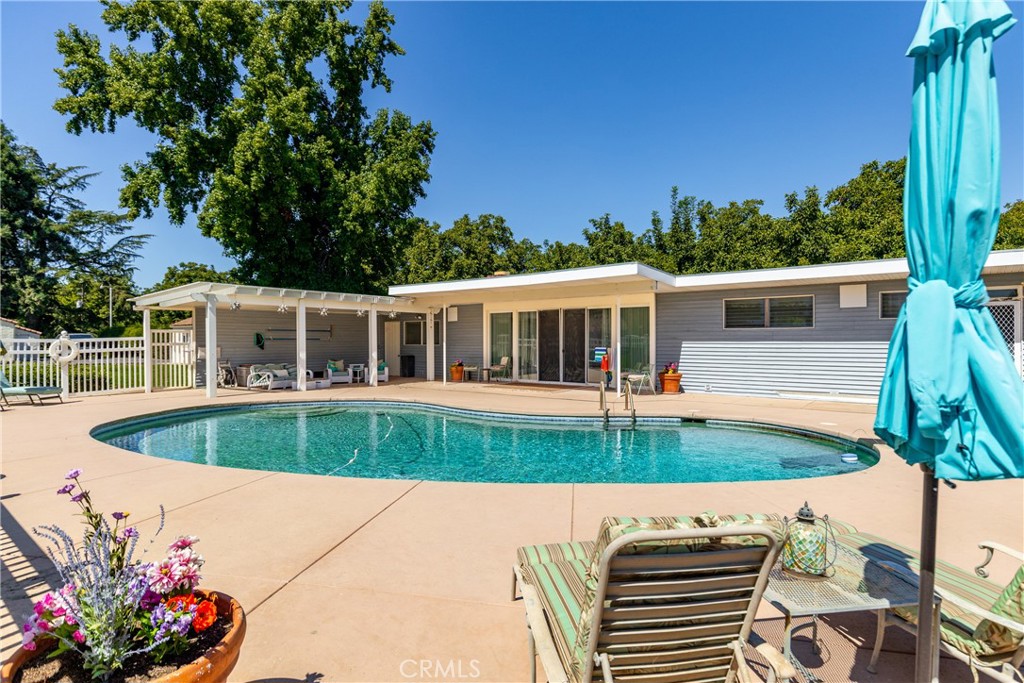 1582 Ca-45 Property Photo 20