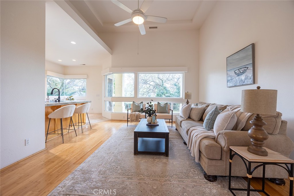 3185 Via Casita Place Property Photo 15