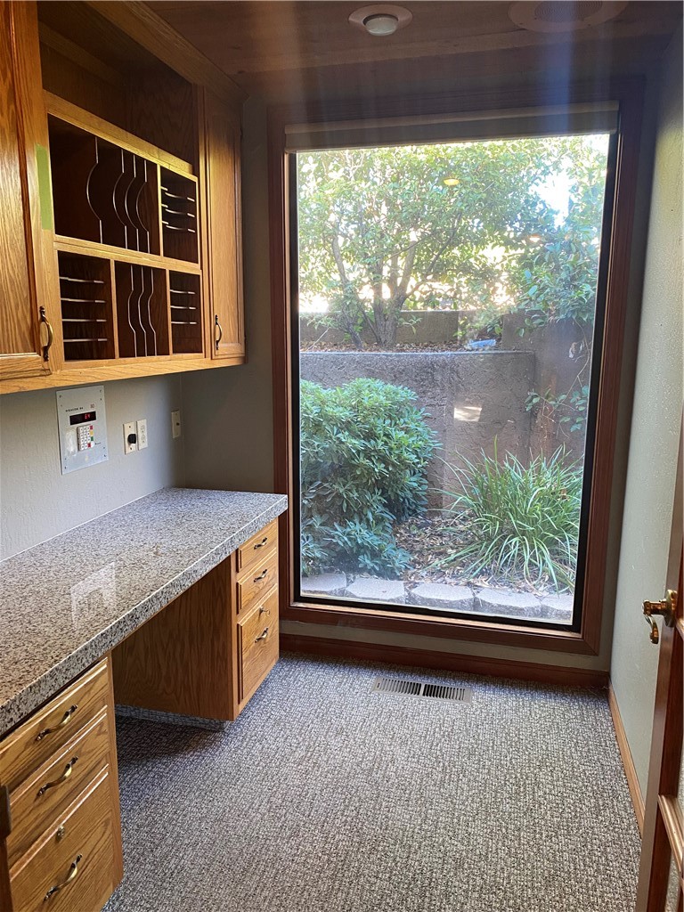 6161 Clark Road 8 Property Photo 8