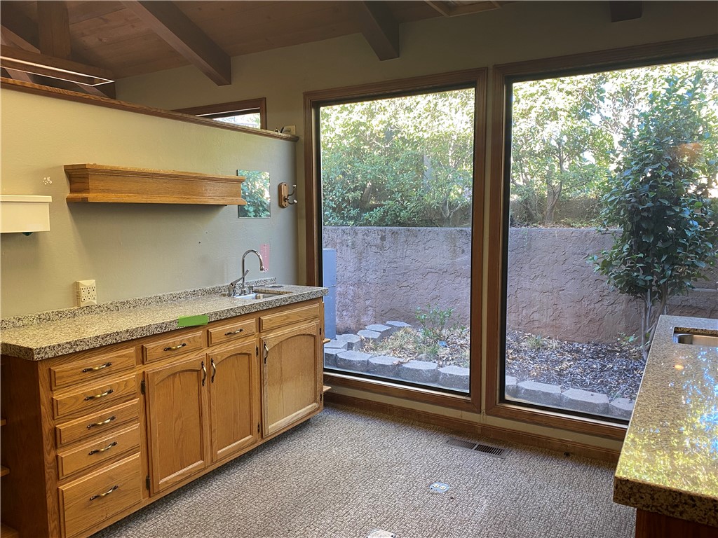 6161 Clark Road 8 Property Photo 9